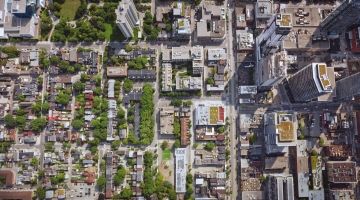 Overhead view of the Toronto's downtown and an adjacent residential neighbourhood