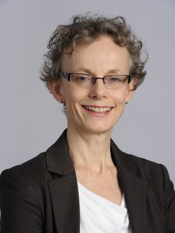 Photo of Lynda Robson