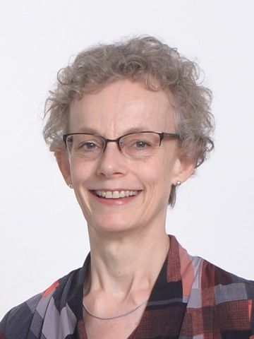 Photo of Lynda Robson